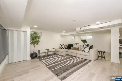 920 Phelps Road, Teaneck Township, NJ 07666 - Photo 12