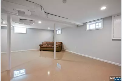 858 Barbara Drive, Teaneck Township, NJ 07666 - Photo 28