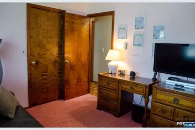 31 Van Buren, Little Ferry, NJ 07643 - Photo 18