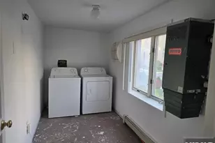 2385 7th Street B, Fort Lee, NJ 07024 - Photo 6