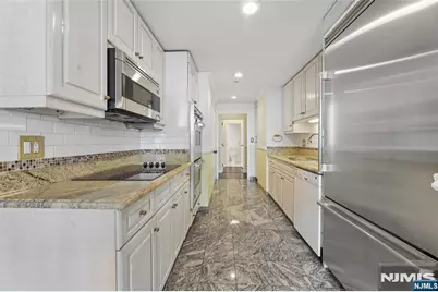 900 Palisade Avenue 20A #20A, Fort Lee, NJ 07024 - Photo 10