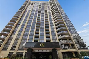 900 Palisade Ave 20A, Fort Lee, NJ 07024 - Photo 2