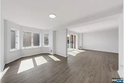 403 Livingston Court N403 #N403, Edgewater, NJ 07020 - Photo 16