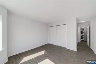403 Livingston Ct N403, Edgewater, NJ 07020 - Photo 32