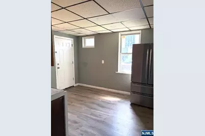 17 Hamilton Avenue, Fairview, NJ 07022 - Photo 6