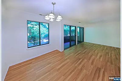 107 Indian Hollow Court 107 #107, Mahwah, NJ 07430 - Photo 8