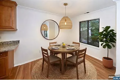 107 Indian Hollow Court 107 #107, Mahwah, NJ 07430 - Photo 10
