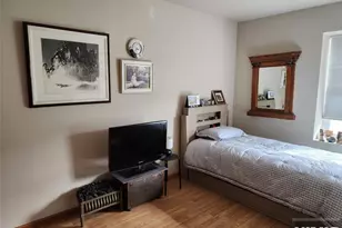 567 Windsor Dr, Palisades Park, NJ 07650 - Photo 12