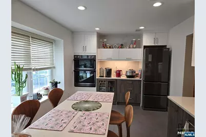 567 Windsor Drive 712 #712, Palisades Park, NJ 07650 - Photo 22