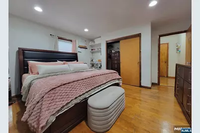 312 Passaic Avenue, Hasbrouck Heights, NJ 07604 - Photo 12