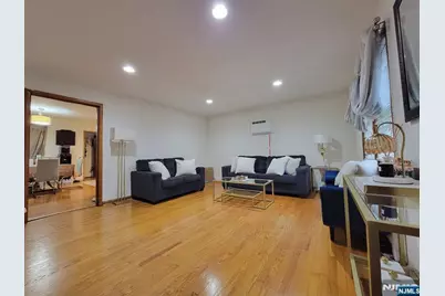 312 Passaic Avenue, Hasbrouck Heights, NJ 07604 - Photo 2