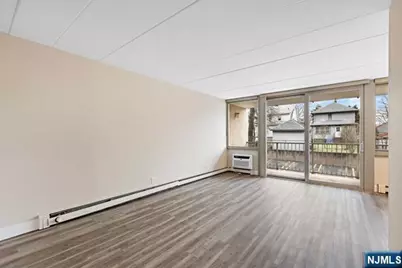 515 Anderson Avenue 2H #2H, Cliffside Park, NJ 07010 - Photo 12