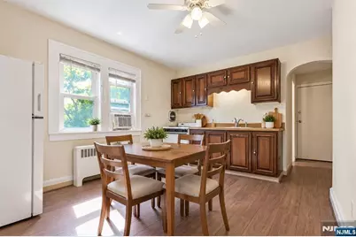 124 Weinmanns Boulevard 2 #2, Wayne, NJ 07470 - Photo 4