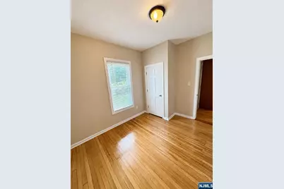 147 Claremont Avenue, Montclair, NJ 07042 - Photo 18