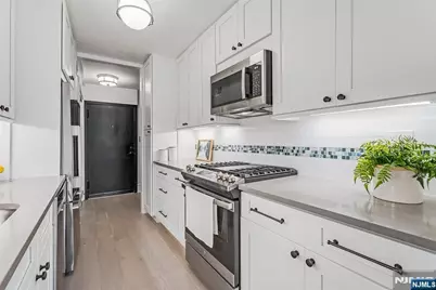 530 Valley, Montclair, NJ 07043 - Photo 14