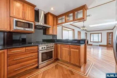 34 Glenview Terrace, Cresskill, NJ 07626 - Photo 10