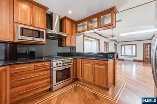 34 Glenview Terrace, Cresskill, NJ 07626 - Photo 10
