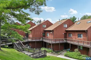 1 Beaver Creek 4, Vernon, NJ 07462 - Photo 2