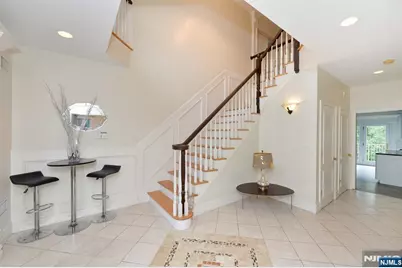 2186 Jones Road, Fort Lee, NJ 07024 - Photo 12