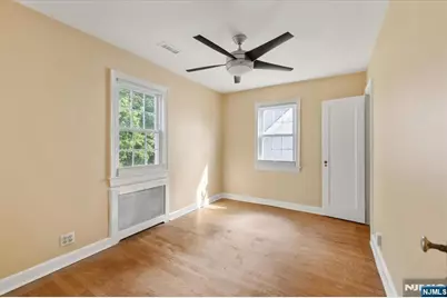 549 Lincoln Avenue, Glen Rock, NJ 07452 - Photo 26