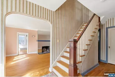 549 Lincoln Avenue, Glen Rock, NJ 07452 - Photo 12