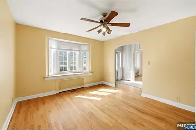 549 Lincoln Avenue, Glen Rock, NJ 07452 - Photo 8