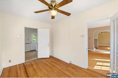 549 Lincoln Avenue, Glen Rock, NJ 07452 - Photo 24