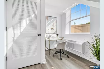 315 Railroad Avenue 114 #114, East Rutherford, NJ 07073 - Photo 12
