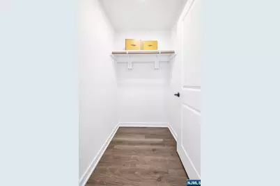 315 Railroad Avenue 114 #114, East Rutherford, NJ 07073 - Photo 18