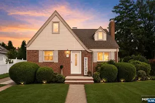 5 Margaret Ct, Fair Lawn, NJ 07410 - Photo 1