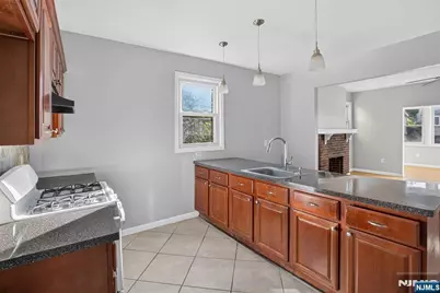 98 Goodwin Avenue, Newark, NJ 07112 - Photo 26