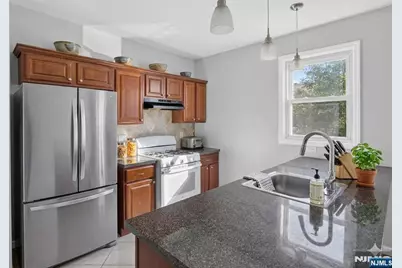 98 Goodwin Avenue, Newark, NJ 07112 - Photo 22
