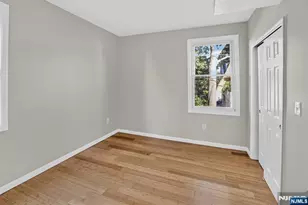 98 Goodwin Ave, Newark, NJ 07112 - Photo 32