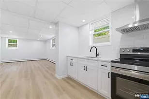 377 Passaic St, Hackensack, NJ 07601 - Photo 12