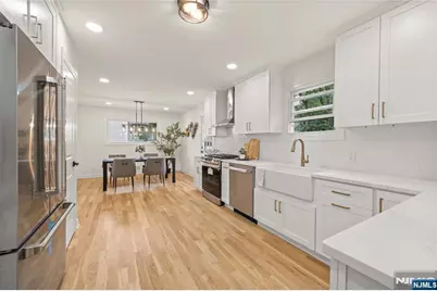 100 Pier Lane, Fairfield, NJ 07004 - Photo 8