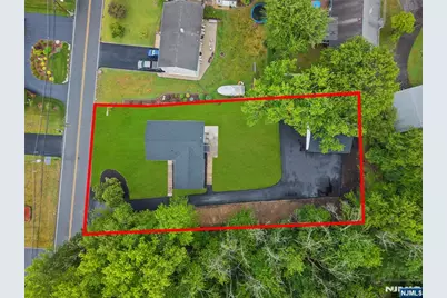 100 Pier Lane, Fairfield, NJ 07004 - Photo 22