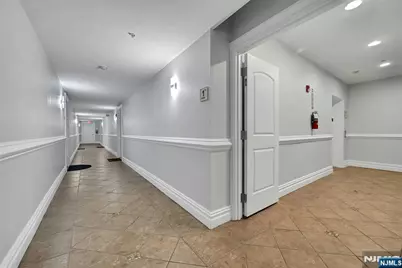 7716 Kennedy Boulevard 3E #3E, North Bergen, NJ 07047 - Photo 18