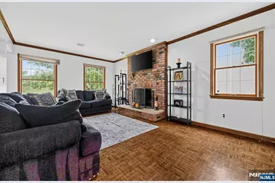 557 Westwood Avenue, River Vale Township, NJ 07675 - Photo 10