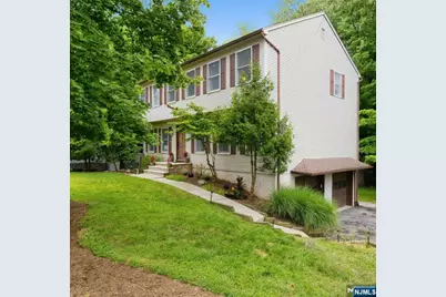 557 Westwood Avenue, River Vale Township, NJ 07675 - Photo 2