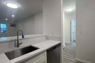 16 Elm Street 3, Bergenfield, NJ 07621 - Photo 6