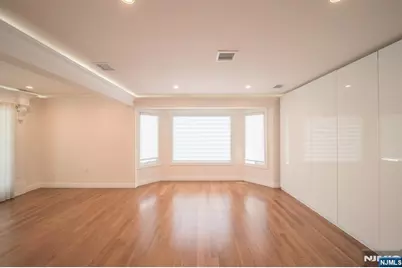 72 Brinkerhoff Terrace, Palisades Park, NJ 07650 - Photo 10