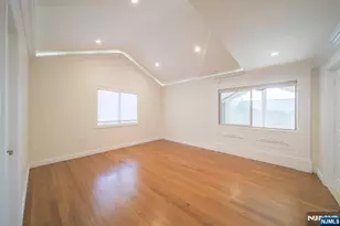 72 Brinkerhoff Terrace, Palisades Park, NJ 07650 - Photo 14