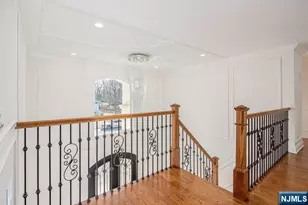 223 Hillcrest Dr, Paramus, NJ 07652 - Photo 18