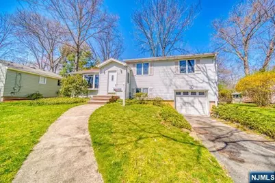 23 Smith Court, Closter, NJ 07624 - Photo 4