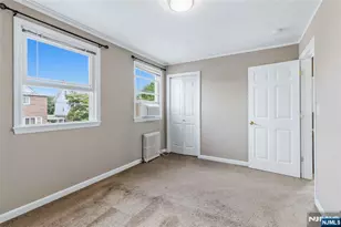 33 Franklin Ave, Clifton, NJ 07011 - Photo 16