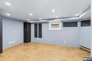 33 Franklin Ave, Clifton, NJ 07011 - Photo 22