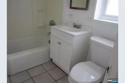 118 Hastings Avenue A #A, Rutherford, NJ 07070 - Photo 10