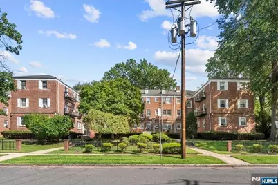 63 Forest Hill Parkway K1 #K1, Newark, NJ 07104 - Photo 22