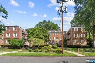 63 Forest Hill Parkway K1, Newark, NJ 07104 - Photo 22