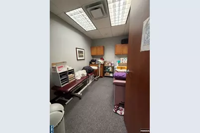 323 Union Avenue, Rutherford, NJ 07070 - Photo 18